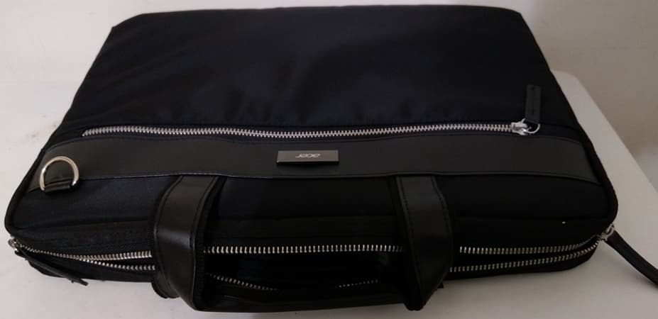 02 雙碟機 Acer Swift 5 SF514-52T 背包
