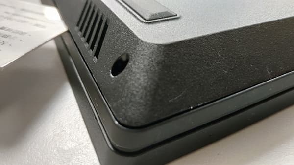 07 Lenovo Y530 拆機 分離背蓋 800x450 (1)