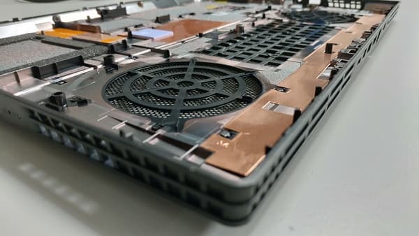 12 Lenovo Y530 拆機 內部照片 (11)