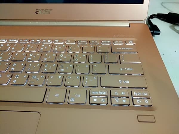 16 Acer Swift 5 SF514-52T 低光源 背光鍵盤