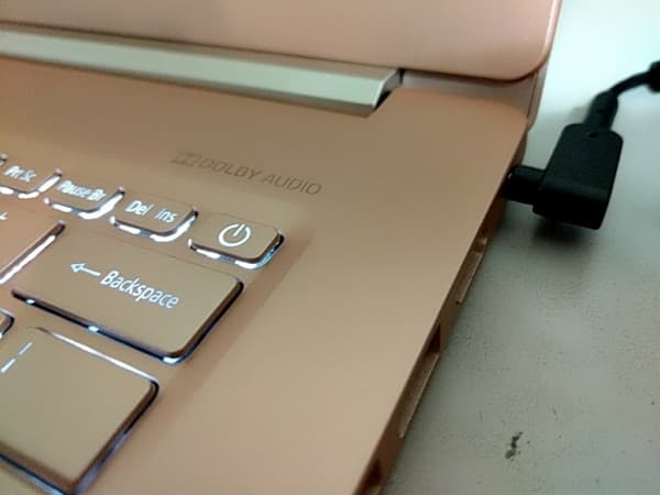 17 Acer Swift 5 SF514-52T 低光源 背光鍵盤