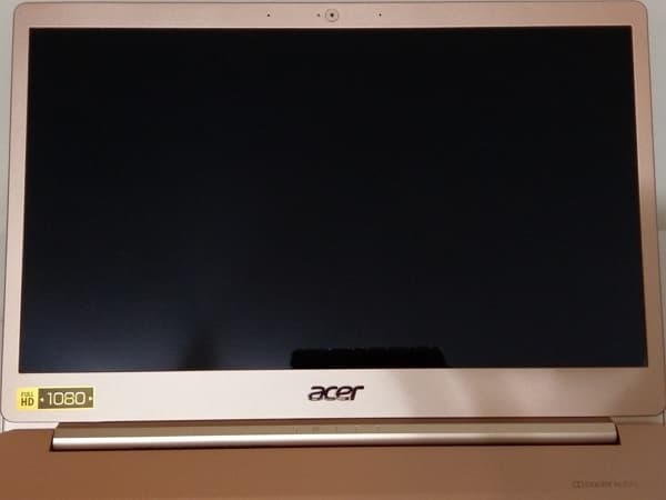21 Acer Swift 5 SF514-52T 面板 1080 Full HD