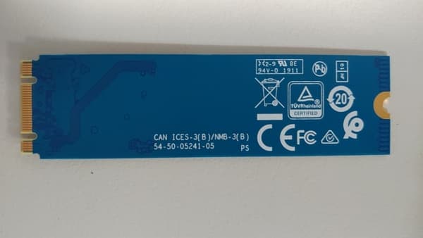 23 LenovoY530 SSD M.2 WD 藍標 SN500 250GB NVMe PCIe SSD