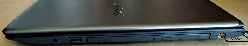 23 Acer E5-575G IO device right side 800x149