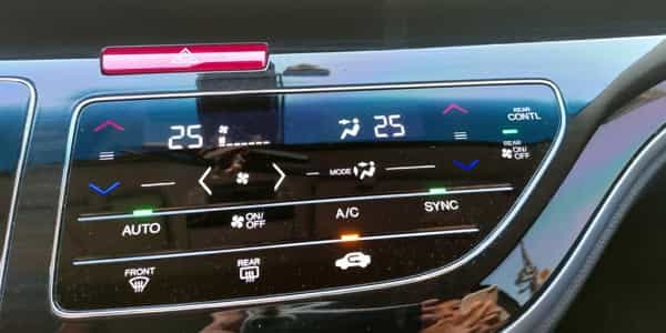 Honda Odyssey 2018 主動安全配備 25 28 HondaOdyssey 車機螢幕-2 600x300